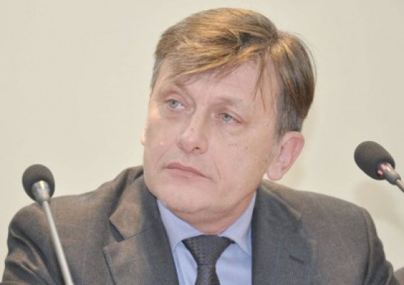Curtea Constituţională a decis: Crin Antonescu este preşedinte interimar